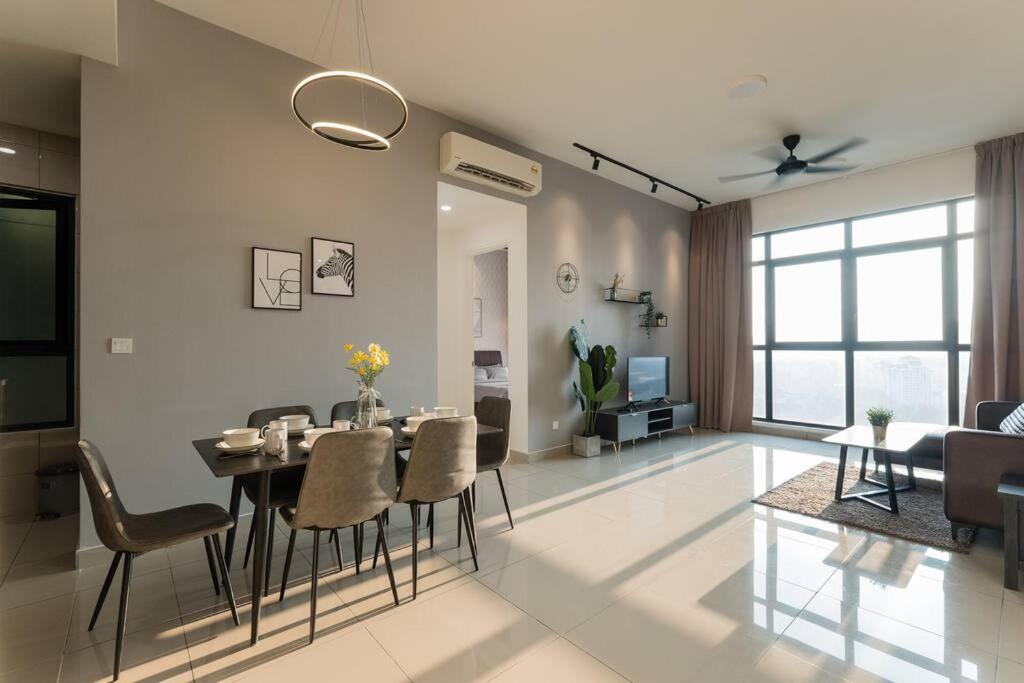 Conezion Residence Putrajaya 3BR6Pax IOI City Mall Esterno foto